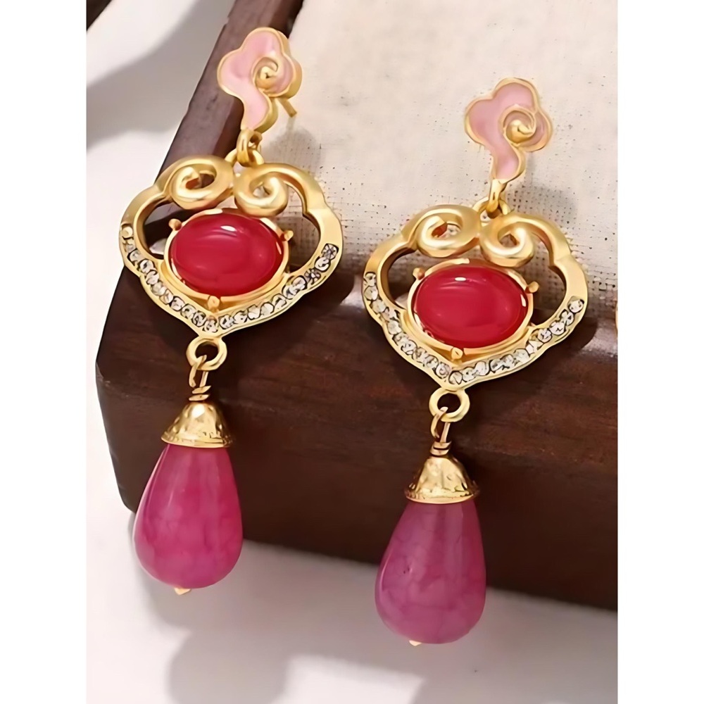 NEW! Raspberry (3 Hues of Pink) Dangle Gold Tone Beautiful Earrings!